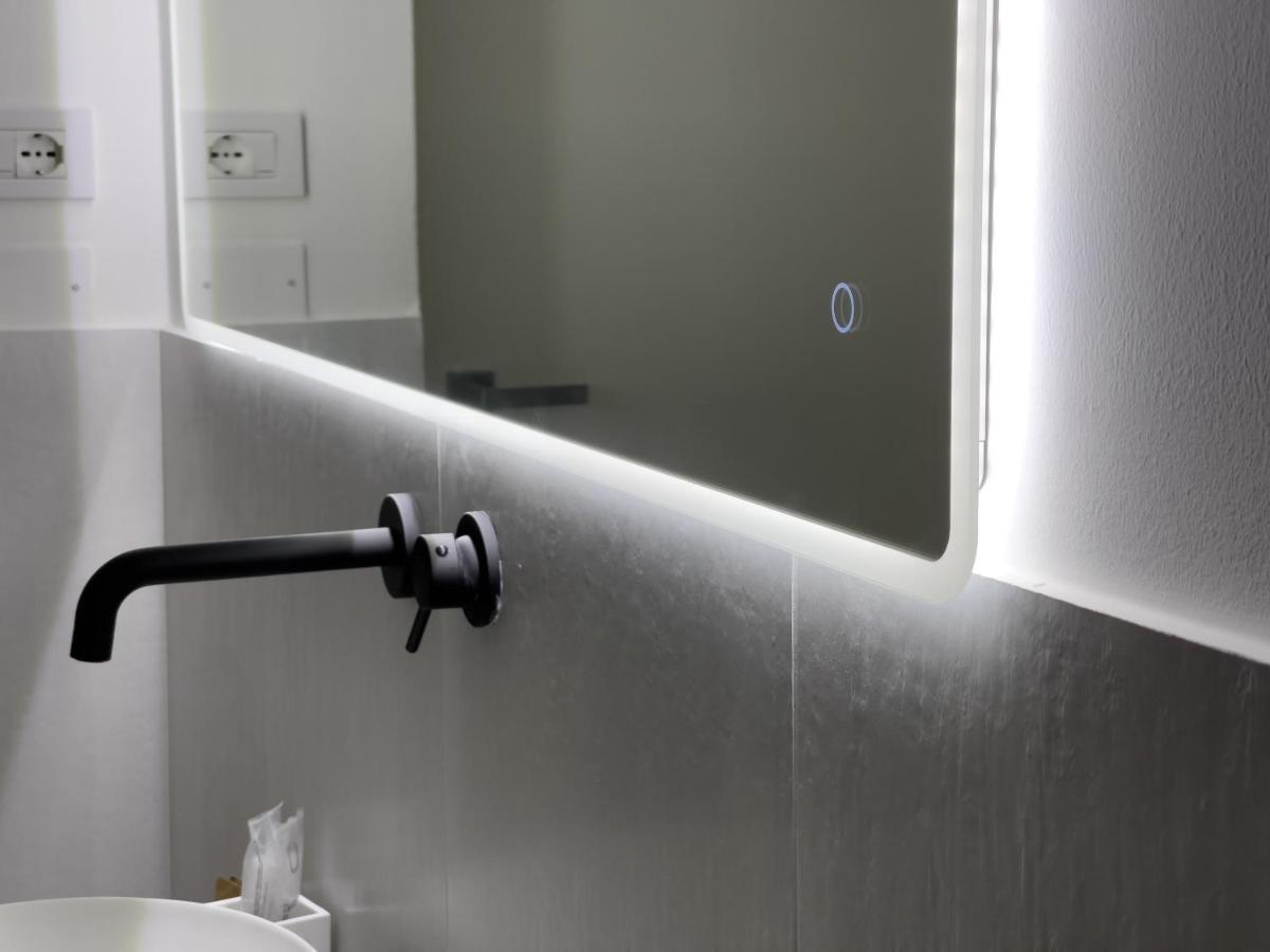 Ritucci Suite Lecce Bagian luar foto